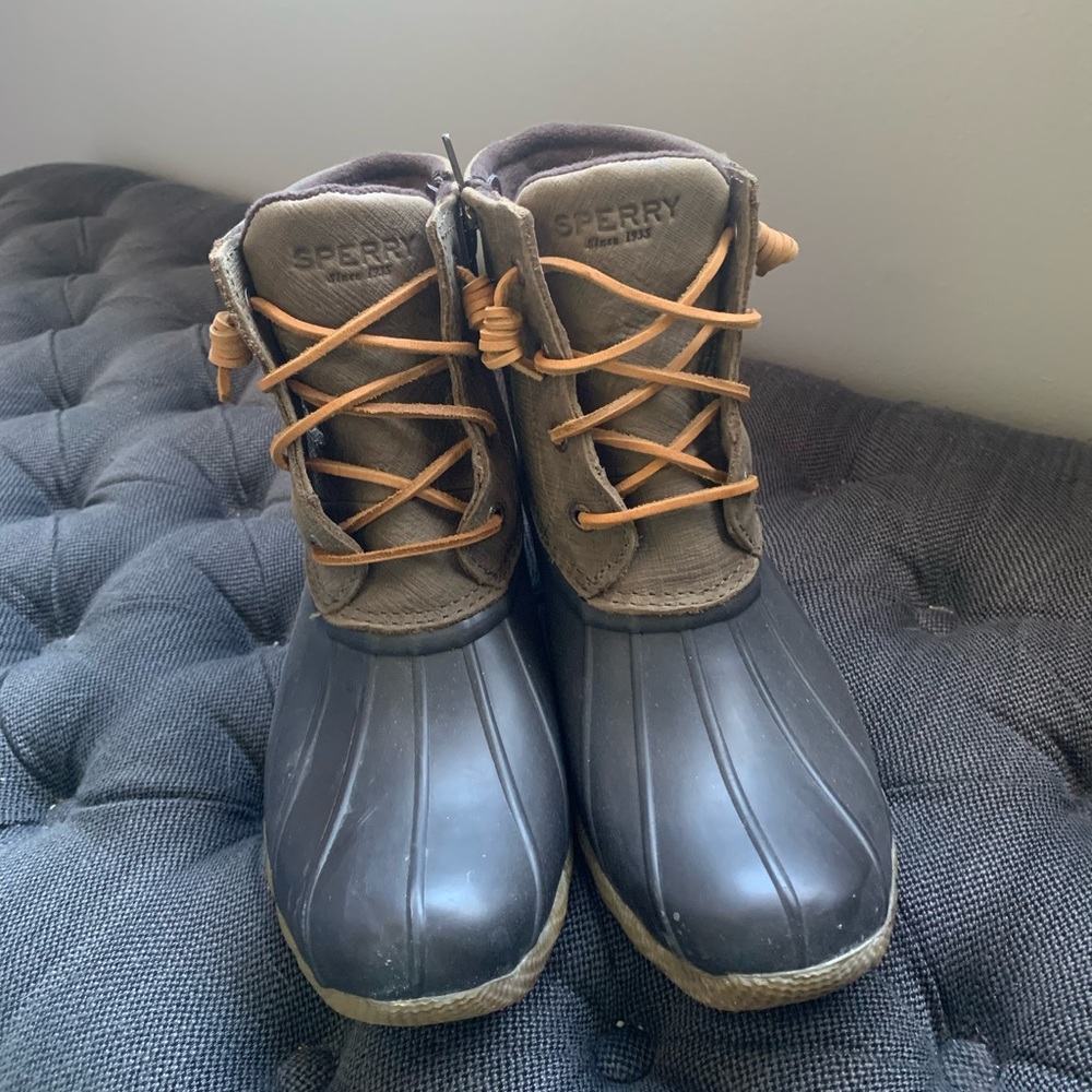 Sperry duck boots